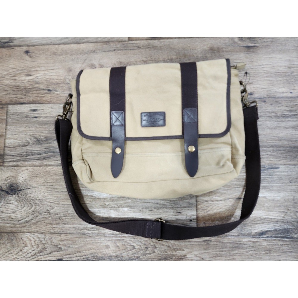 G. H. Bass Canvas Messenger Computer Bag Khaki cross Strap heavy duty tan beige